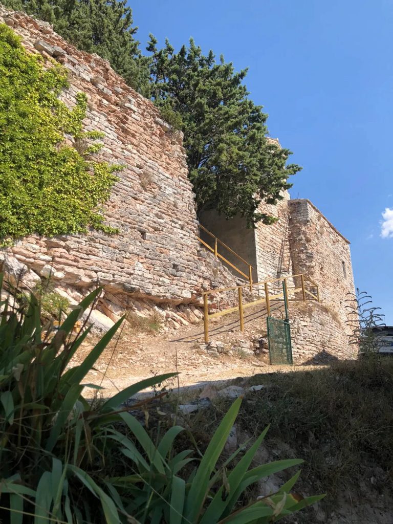 mura di cinta castello pietralata