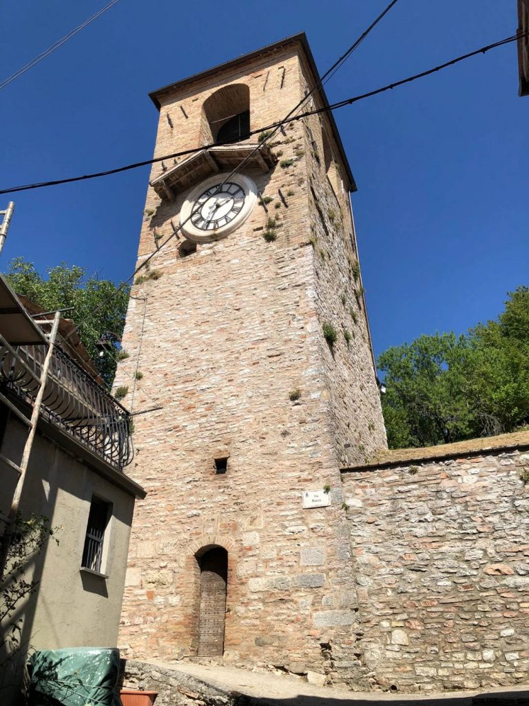 torre orologio fossato di vico