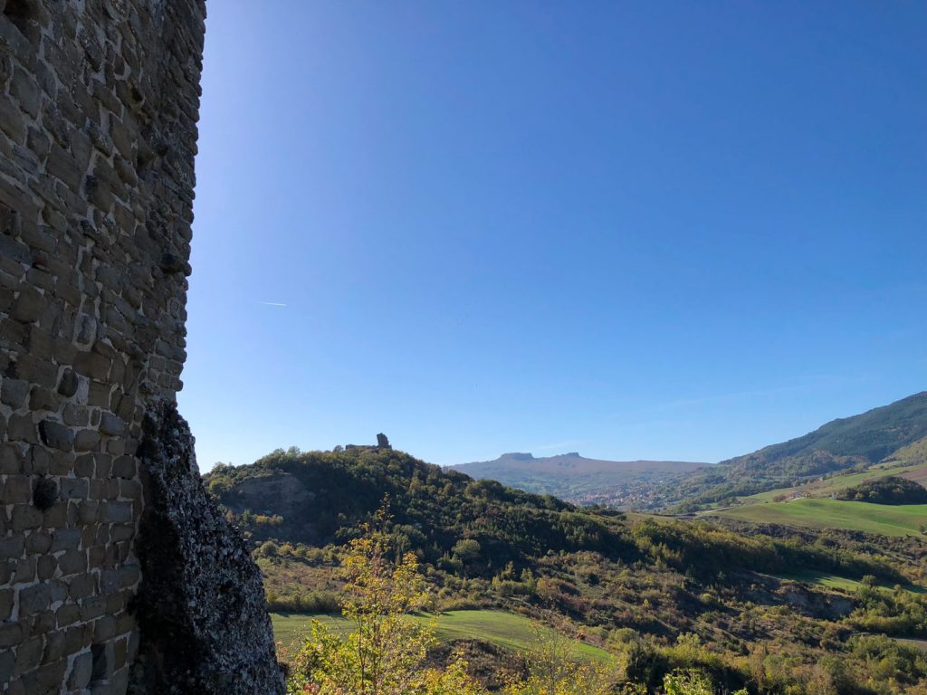 panorama dal castello di pietrarubbia