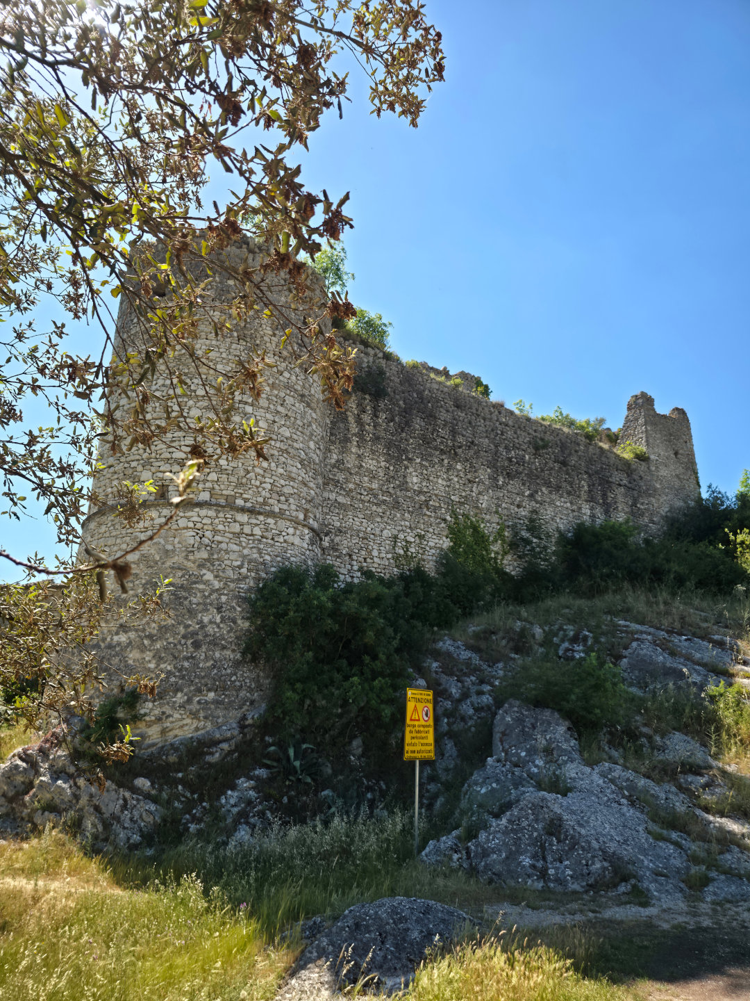 rocchettine fortezza medievale